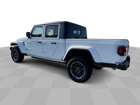 Used 2023 Jeep Gladiator Overland image 6