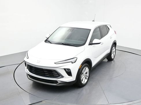 Used 2024 Buick Encore GX Preferred FWD image 19