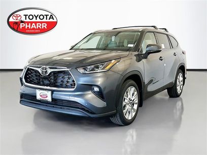 New 2025 Toyota Highlander Limited