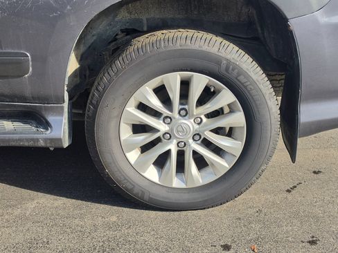 Used 2015 Lexus GX 460 w/ Premium Package AWD/4WD image 3
