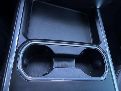 Used 2024 Chevrolet Silverado 2500 LTZ w/ LTZ Convenience Package image 48