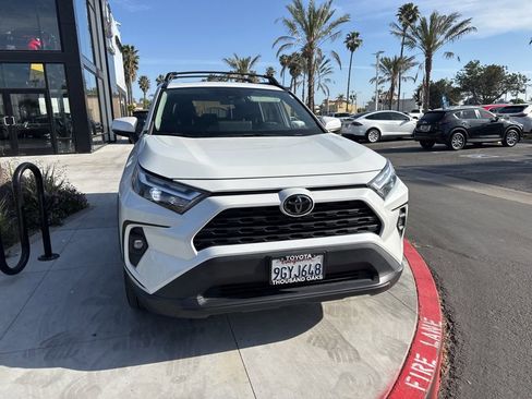 Used 2023 Toyota RAV4 XLE Premium image 34