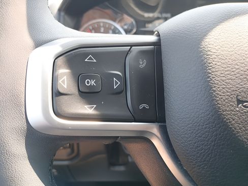 Used 2025 RAM 1500 Big Horn AWD/4WD image 25