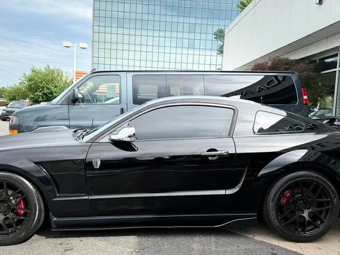 Used 2006 Ford Mustang Premium RWD image 4