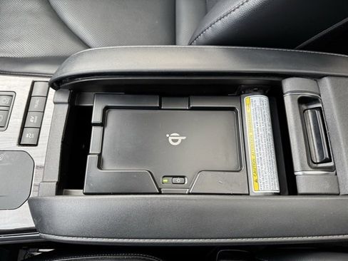 Used 2022 Toyota Highlander Platinum image 24