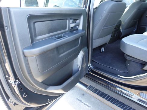 Used 2022 RAM 1500 Express w/ Wheel & Sound Group image 20