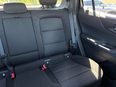 Used 2025 Chevrolet Equinox LT FWD image 38