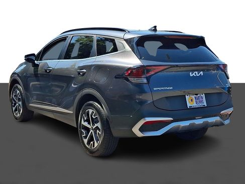 Certified 2023 Kia Sportage EX w/ EX Premium Package AWD/4WD image 4