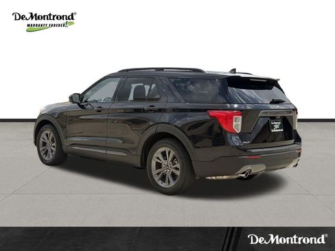 Used 2023 Ford Explorer XLT w/ Equipment Group 202A RWD image 7