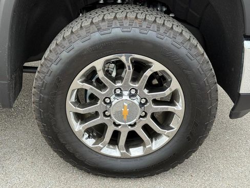 Used 2026 Chevrolet Silverado 2500 LTZ w/ LTZ Plus Package image 8