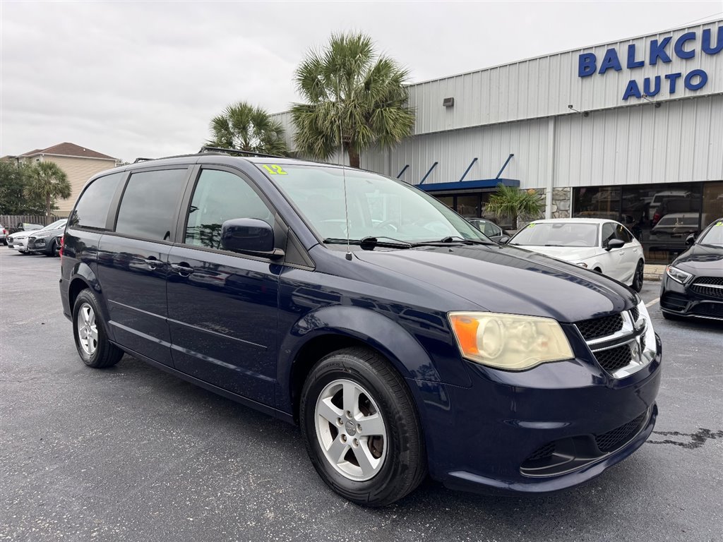 Used 2012 Dodge Grand Caravan SXT FWD image 2