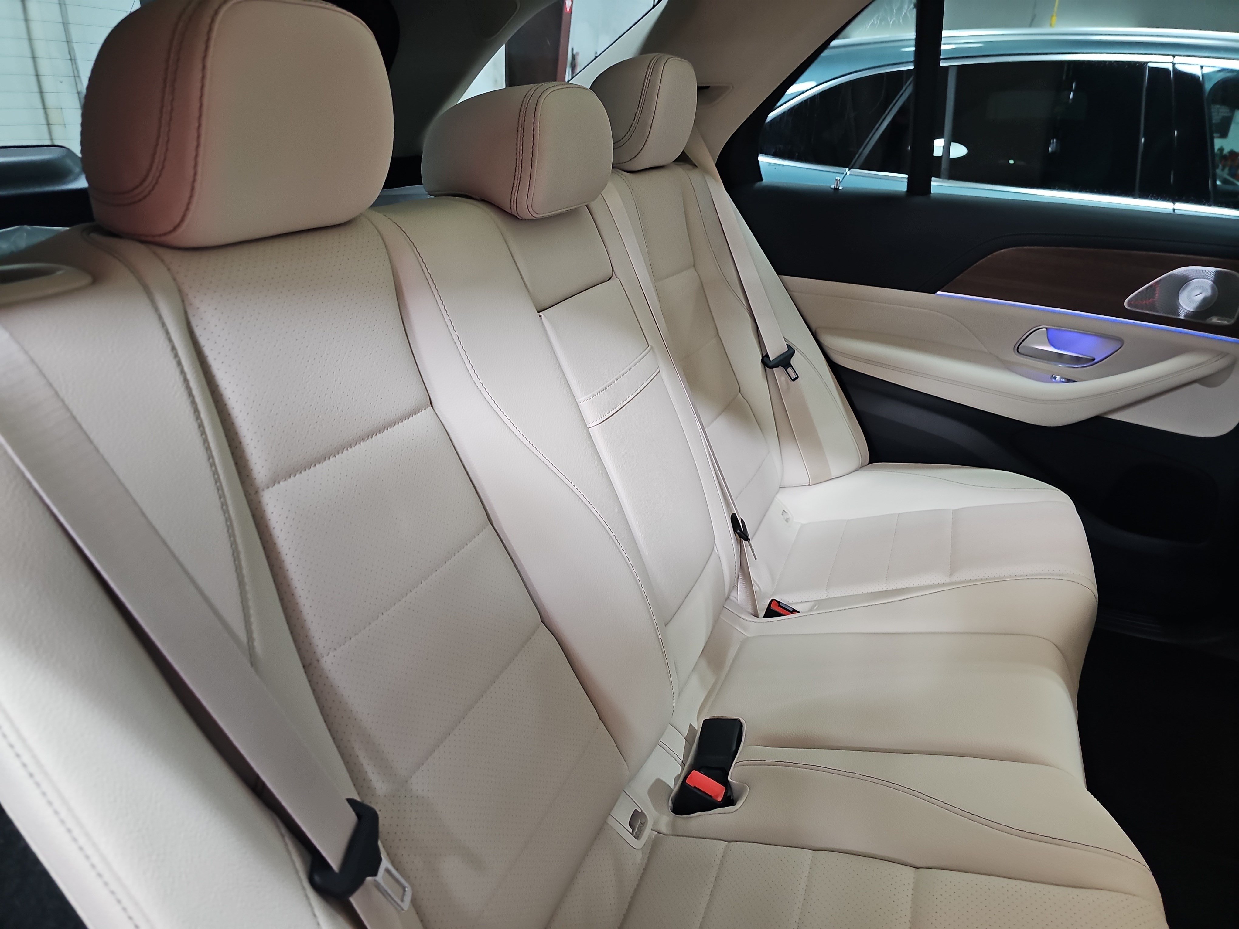 New 2026 Mercedes-Benz GLE 450 4MATIC image 12