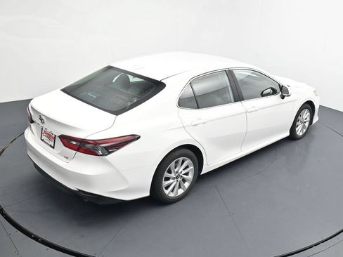 Used 2024 Toyota Camry LE FWD image 34