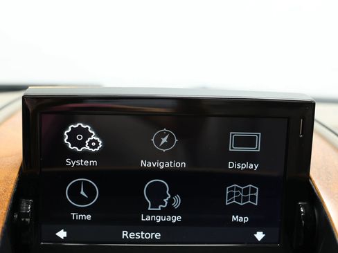 Used 2015 Aston Martin DB9 Volante Carbon Edition Convert image 36