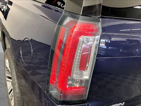 Used 2017 GMC Yukon Denali w/ Open Road Package RWD image 25