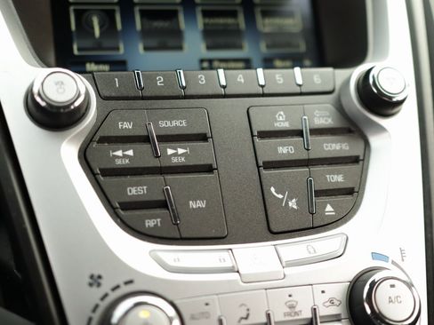 Used 2015 Chevrolet Equinox LT w/ Chrome Appearance Package image 15