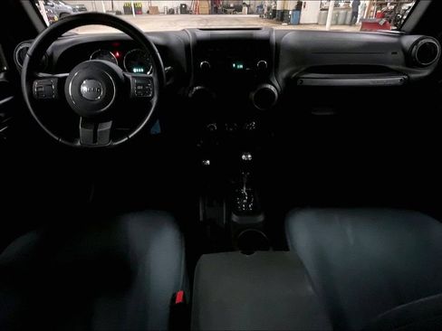 Used 2017 Jeep Wrangler Sport w/ Quick Order Package 24S AWD/4WD image 14