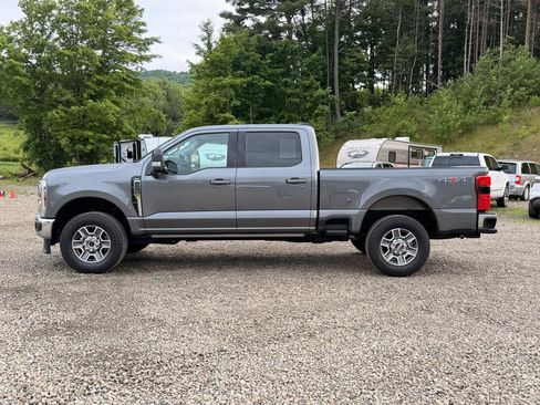 Used 2025 Ford F250 Lariat AWD/4WD image 8