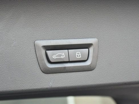 Used 2025 BMW X3 M50 w/ Premium Package image 20