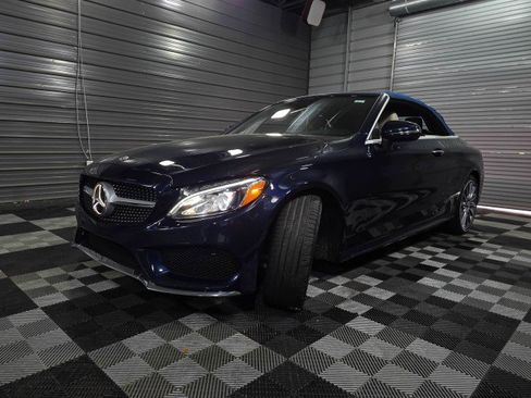 Used 2018 Mercedes-Benz C 300 Cabriolet image 37