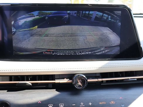 Used 2024 Nissan Ariya AWD image 53