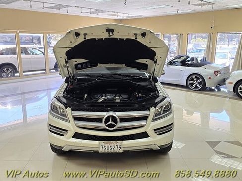 Used 2013 Mercedes-Benz GL 450 4MATIC image 10