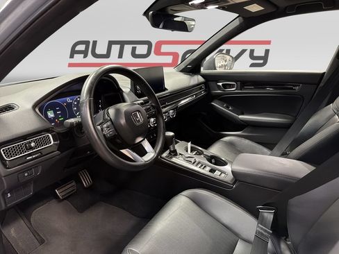 Used 2025 Honda Civic Sport Touring image 10