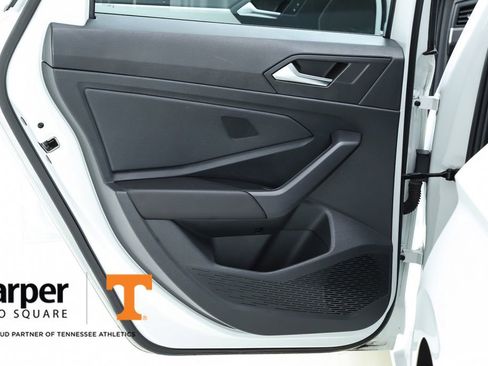 Used 2023 Volkswagen Jetta S image 17