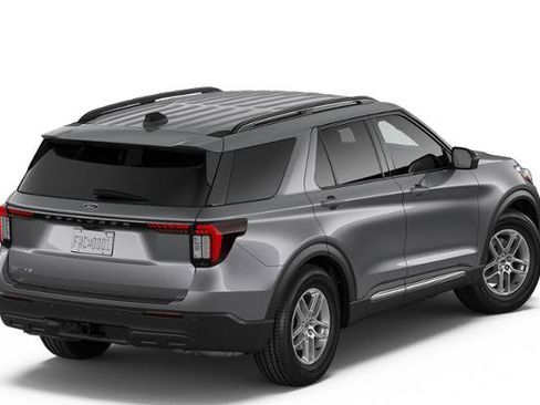 New 2026 Ford Explorer Active AWD/4WD image 3