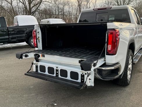 Used 2022 GMC Sierra 1500 SLT w/ SLT Premium Plus Package image 21