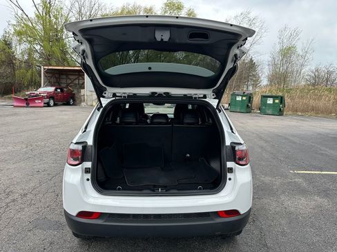 Certified 2023 Jeep Compass Latitude AWD/4WD image 16