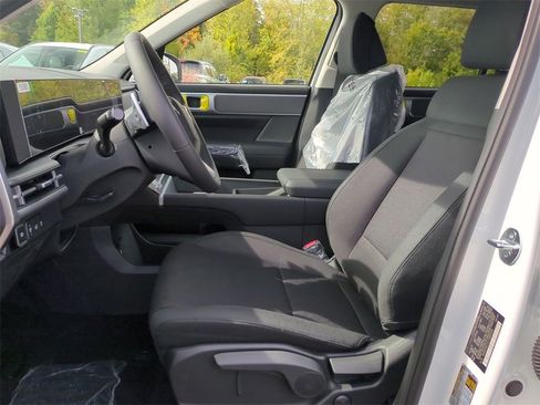 New 2026 Hyundai Santa Fe SE image 21