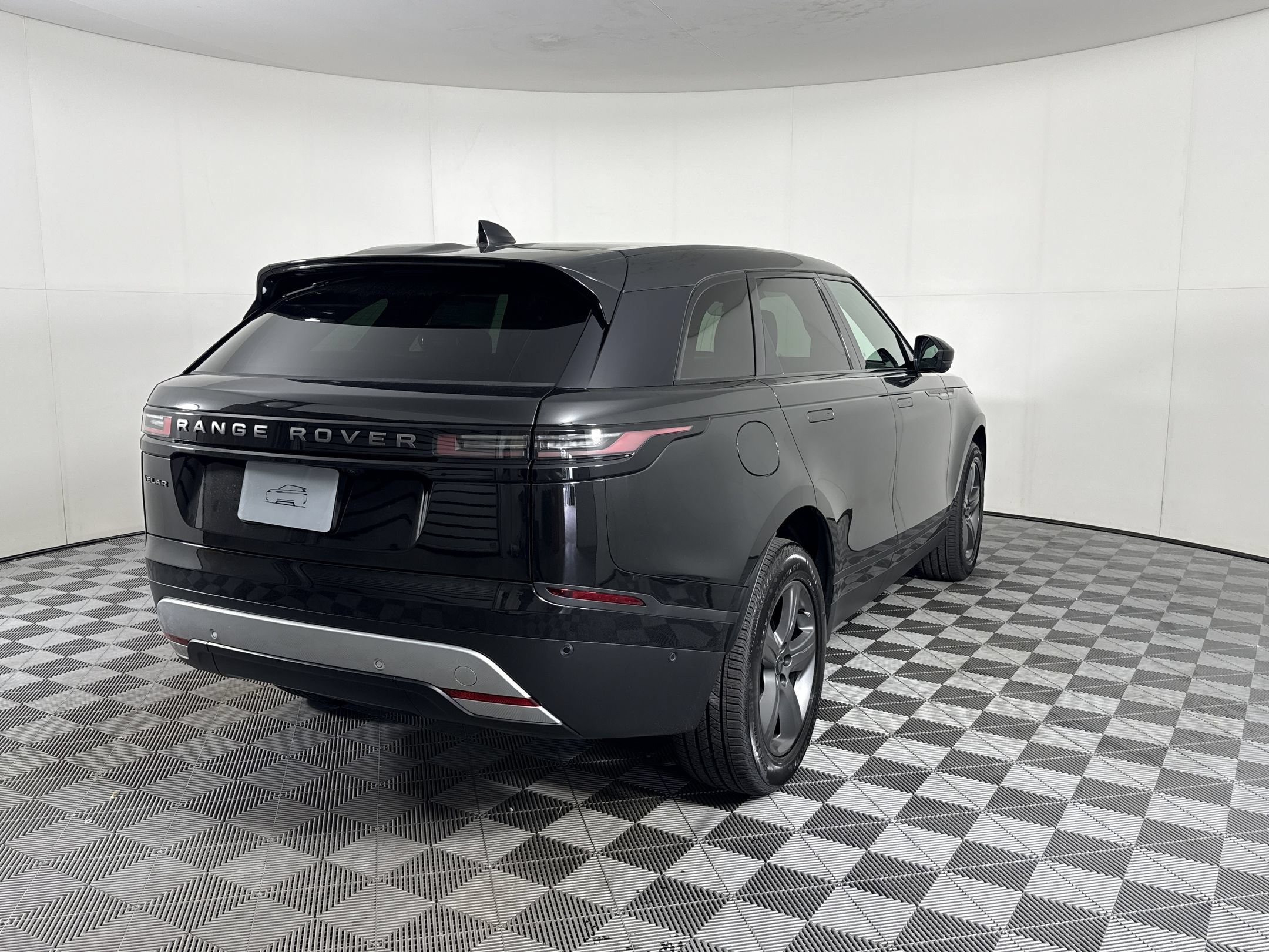 New 2026 Land Rover Range Rover Velar S AWD/4WD image 19