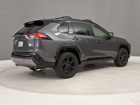 Used 2020 Toyota RAV4 XSE w/ XSE Grade Weather Package AWD/4WD image 7