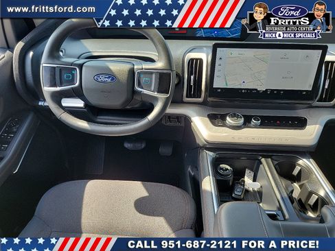Certified 2025 Ford Expedition Max Active RWD image 4