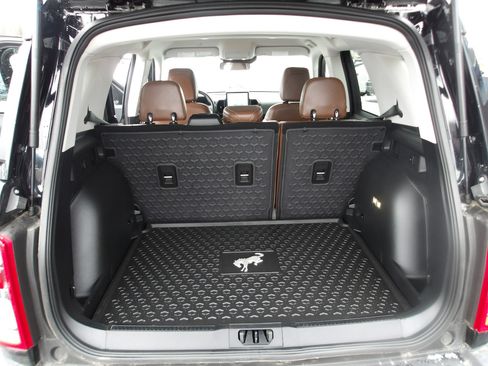 Used 2021 Ford Bronco Sport Outer Banks w/ Outer Banks Package (96D) image 11