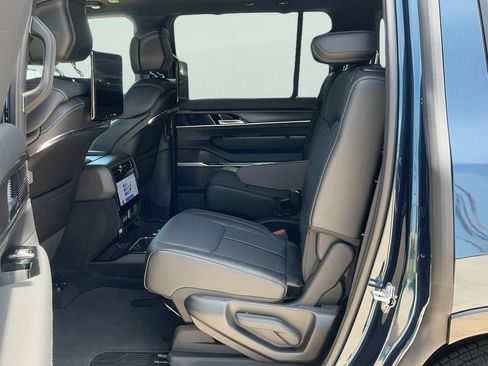New 2026 Jeep Grand Wagoneer Summit w/ Rear Seat Video Group I AWD/4WD image 15
