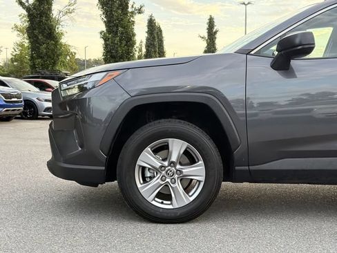 Used 2025 Toyota RAV4 LE AWD/4WD image 6