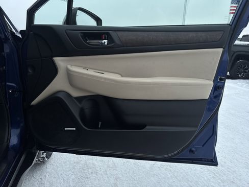 Used 2017 Subaru Outback 2.5i Limited image 26