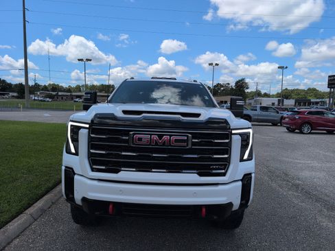 Used 2025 GMC Sierra 2500 AT4 w/ AT4 Premium Plus Package AWD/4WD image 1