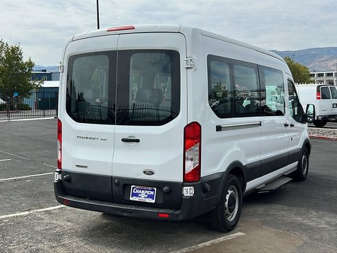 Used 2017 Ford Transit 350 XL image 5