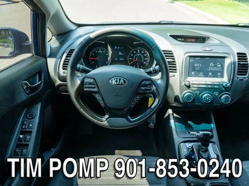 Used 2017 Kia Forte S FWD image 17