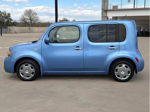 Used 2013 Nissan Cube 1.8 S w/ Interior Illumination Pkg image 4