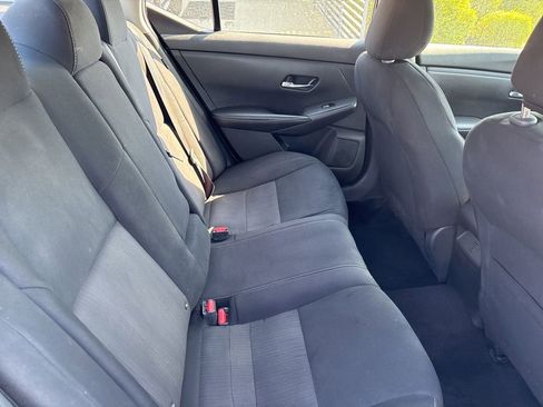 Used 2022 Nissan Sentra SV FWD image 14