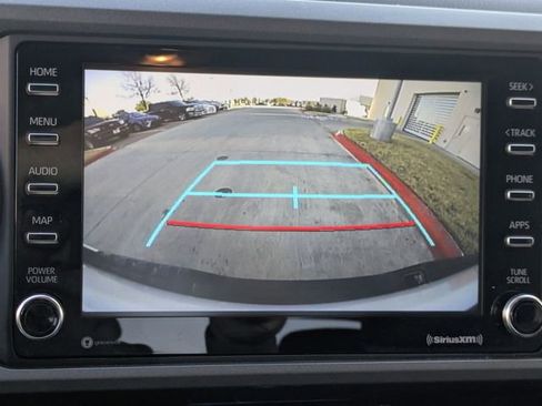 Used 2023 Toyota Tacoma TRD Sport image 17