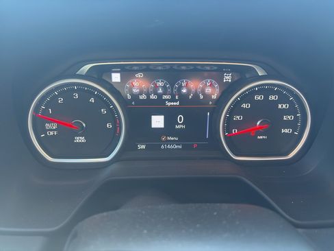 Used 2021 Chevrolet Suburban High Country image 17