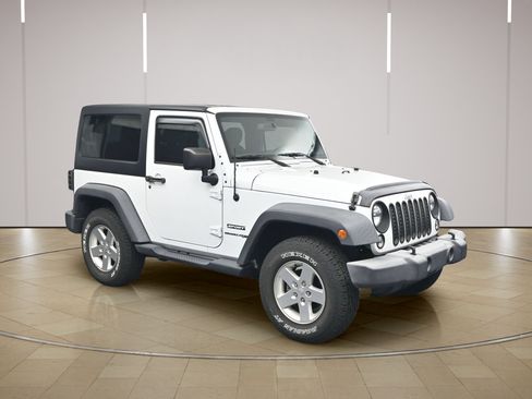 Used 2018 Jeep Wrangler Sport AWD/4WD image 1