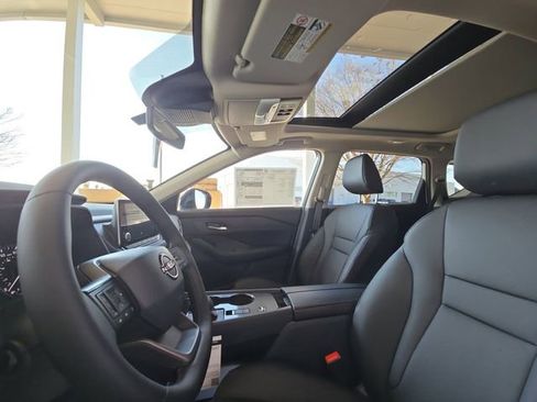 New 2026 Nissan Rogue SV image 7