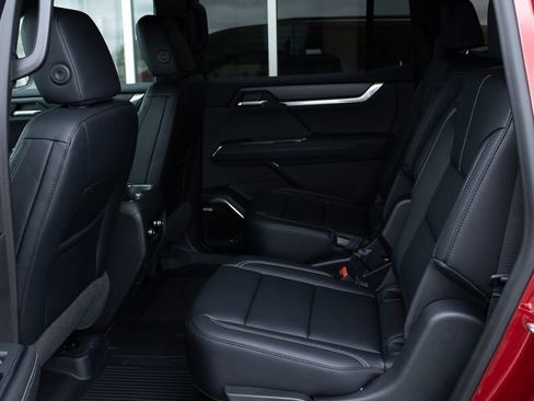 New 2026 GMC Acadia Elevation w/ Black Edition FWD image 24