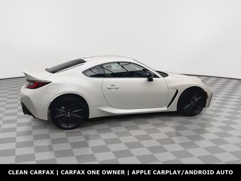 Used 2024 Toyota GR86 Premium RWD image 33